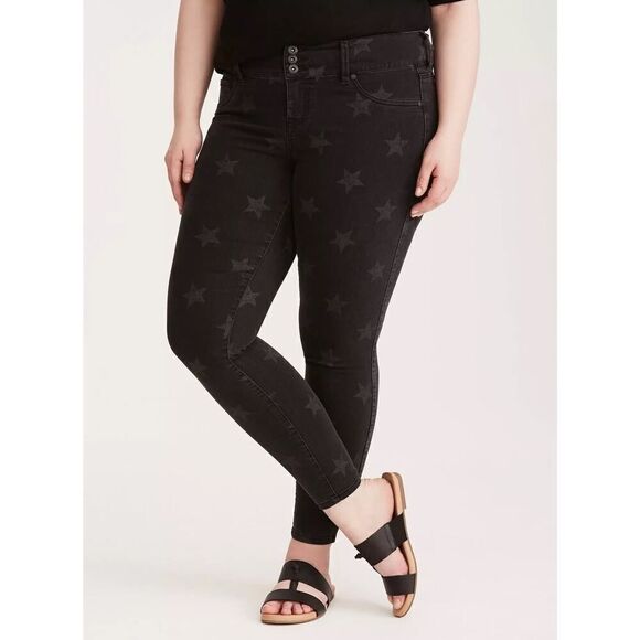 TORRID NEW WITH TAGS Star Jegging - Black Wash SIZE 16R - Picture 1 of 6